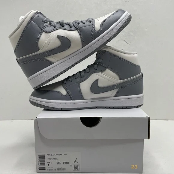 Nike Air Jordan 1 Retro Mid WMNS “Stealth” 2022